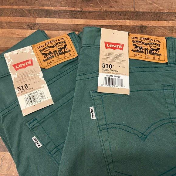 NWT Levi’s 501 Super Skinny in Green - Picture 10 of 11
